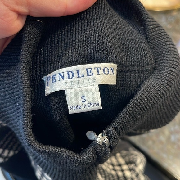 Pendleton Womens Merino Wool Zip Up Sweater Jacket Black White Plaid Sz PS - Picture 2 of 6